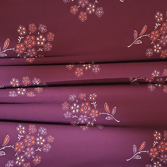 Two Size Small Loft Tops - Picture 2 of 6